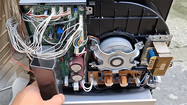 sửa máy hút ẩm nhật bãi tại hà nội