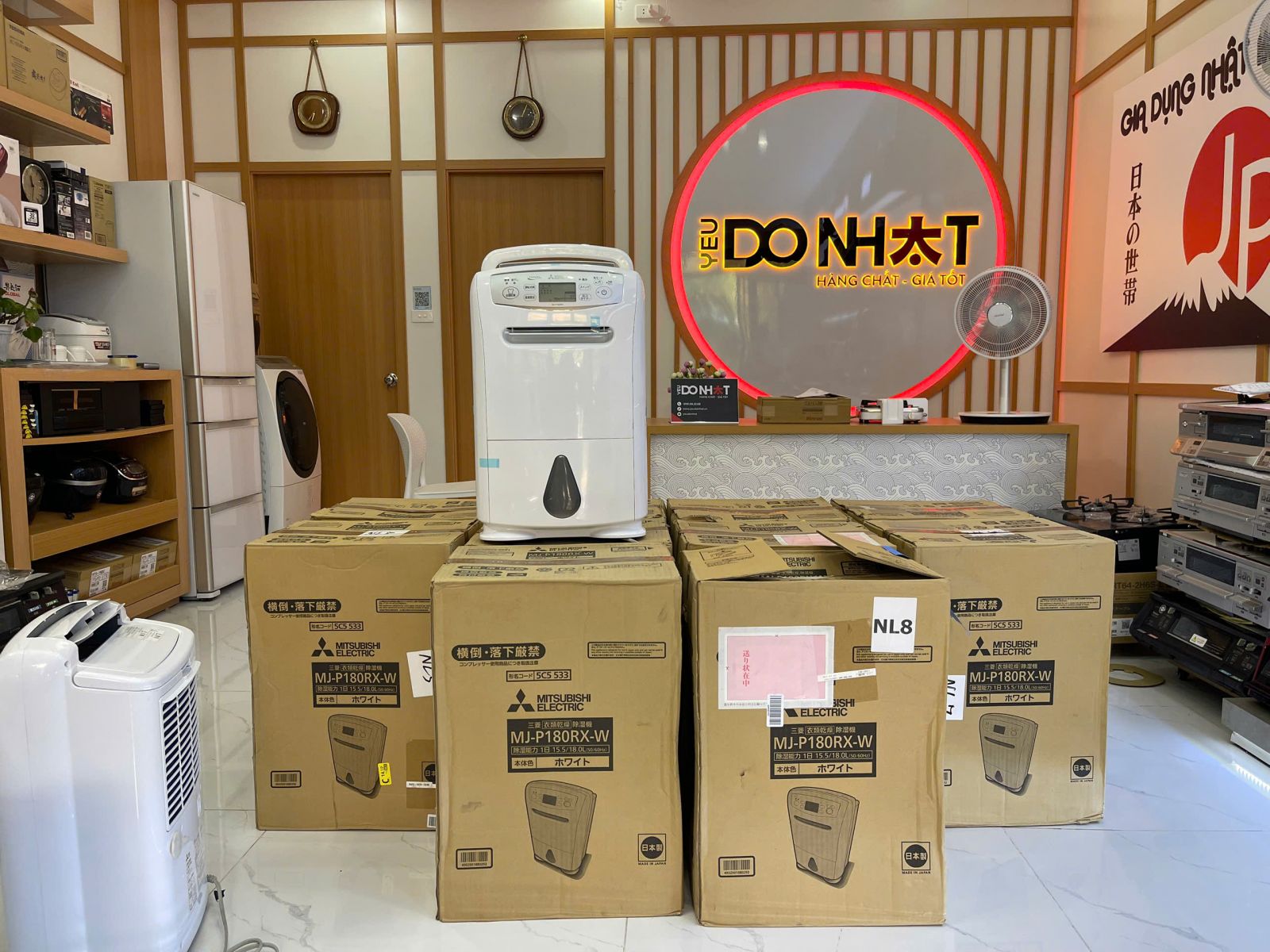 Máy hút ẩm nội địa Nhật bãi vs máy hút ẩm mới 220V – Nên chọn loại nào?