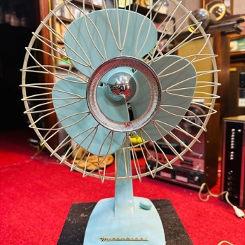 Quạt Nhật cổ Mitsubishi xanh ngọc cánh 30cm