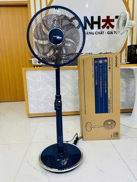 quạt cây Toyotomi FS-DH30P nội địa Nhật